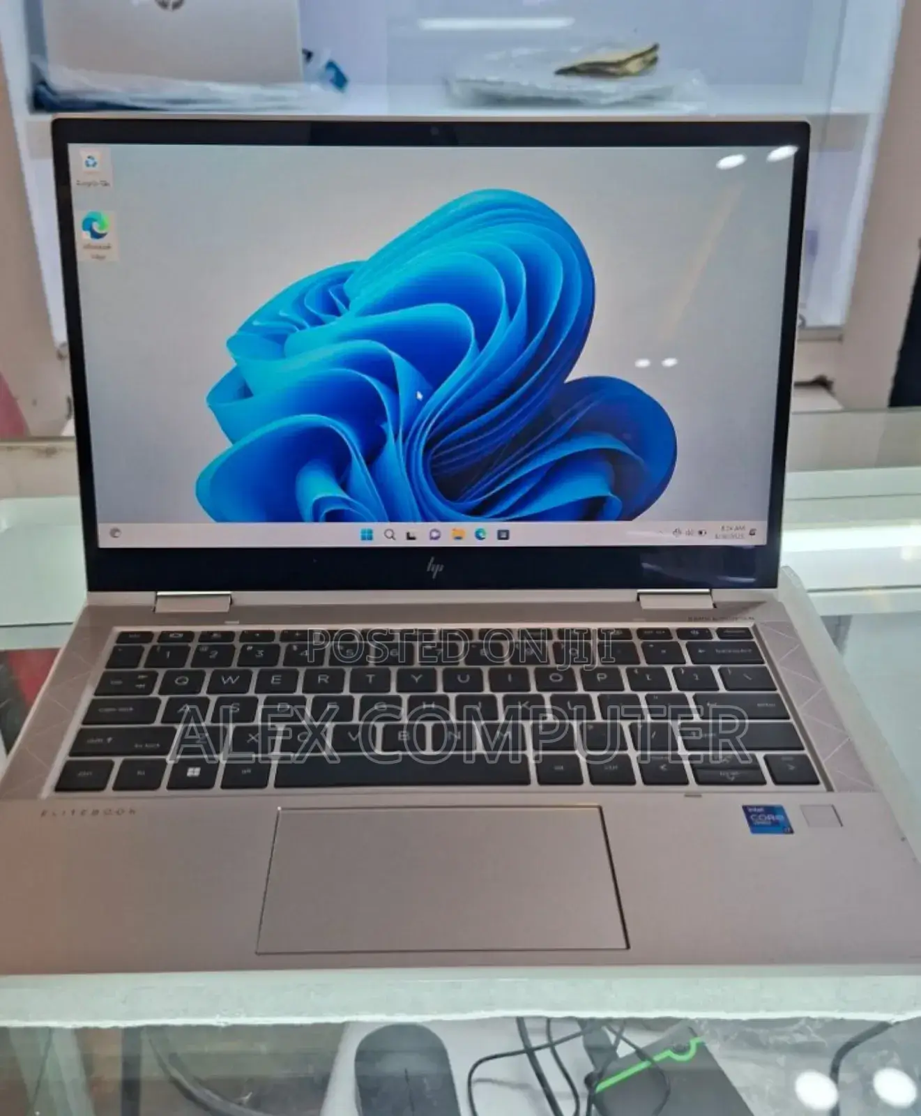 New Laptop HP EliteBook 830 G8 32GB Intel Core I7 SSD 512GB