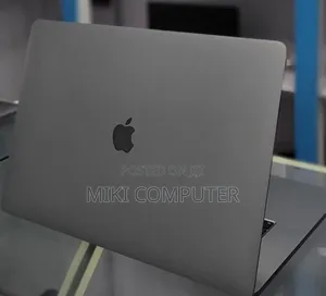 New Laptop Apple MacBook Pro 2019 16GB Intel Core I7 SSD 512GB