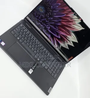 New Laptop Lenovo Yoga 7i 16GB Intel Core Ultra 7 SSD 512GB