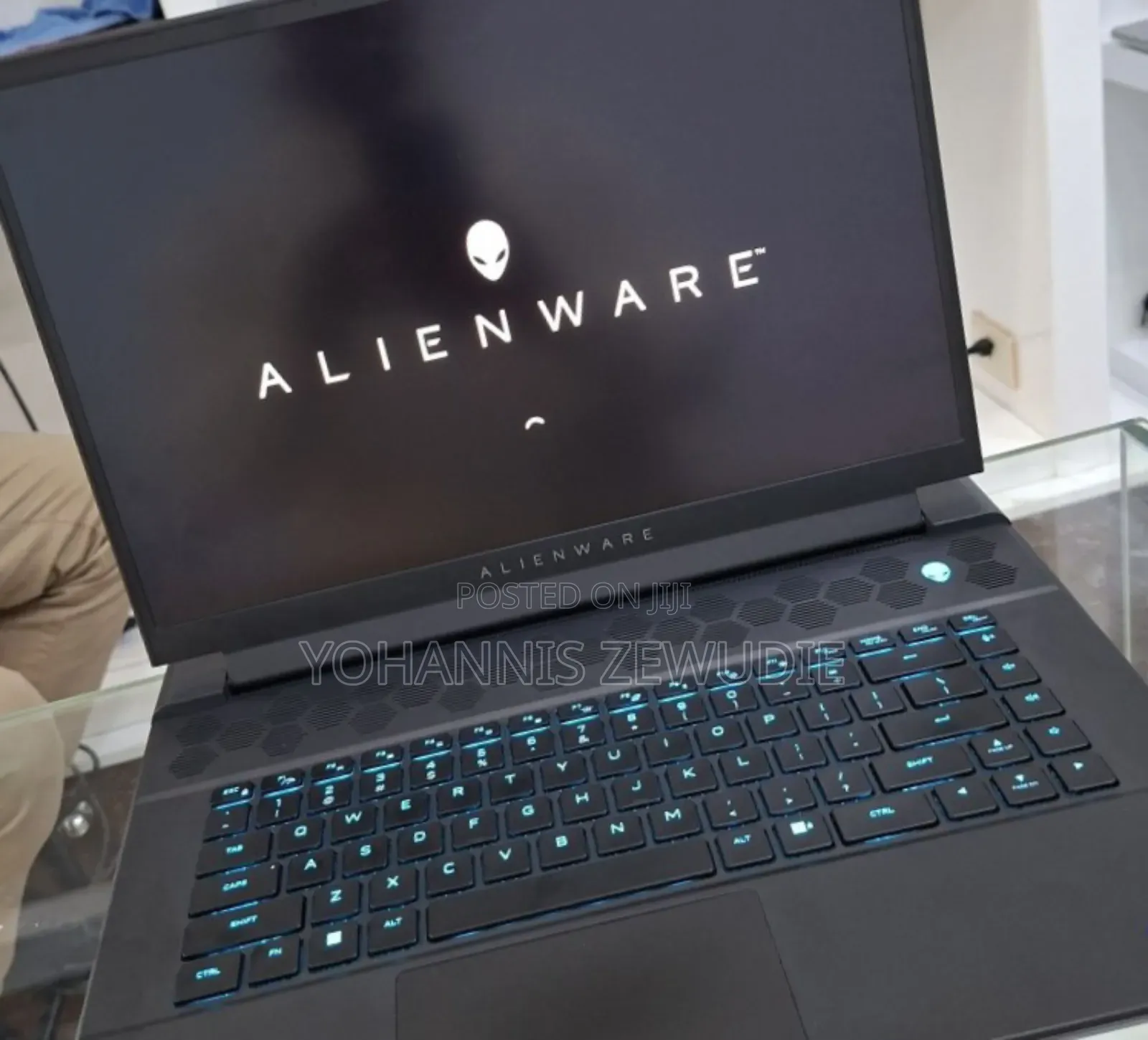 New Laptop Dell Alienware M16 R1 16GB Intel Core I9 SSD 1T
