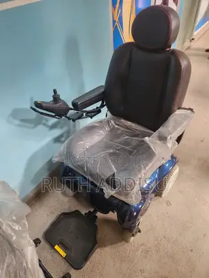 Photo - Wheelchair睡覺wheelchair脯了wheelchair三個wheelchair腹部wheelchair發射wheelchair