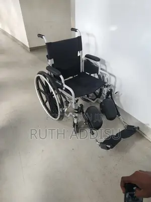Photo - Leg Rest Medical Wheelchair胎盤dive European Wheelchair腑了wheelchair
