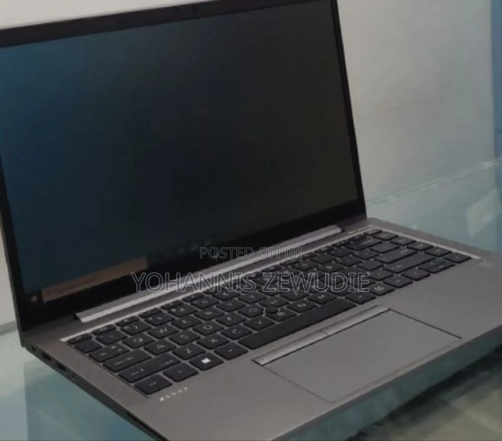 New Laptop HP ZBook Firefly G8 16GB Intel Core I7 SSD 512GB