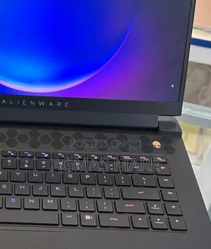 New Laptop Alienware M17x R2 16GB Intel Core I7 SSD 512GB