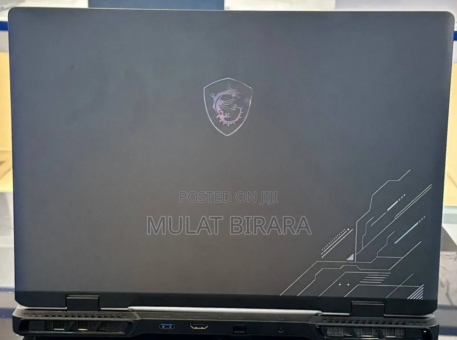 New Laptop MSI Crosshair 17 B12U 16GB Intel Core I7 SSD 1T