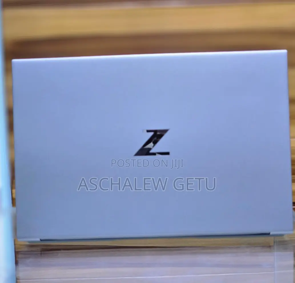 New Laptop HP ZBook 14 32GB Intel Core I7 SSD 1T