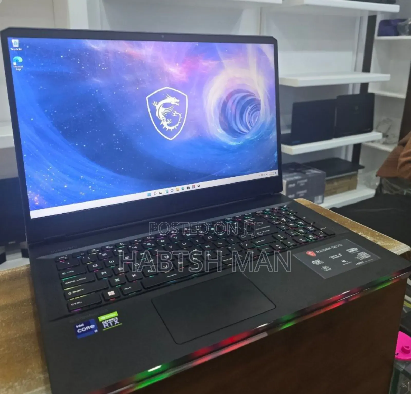 New Laptop MSI Raider GE76 12UGS 16GB Intel Core I9 SSD 1T