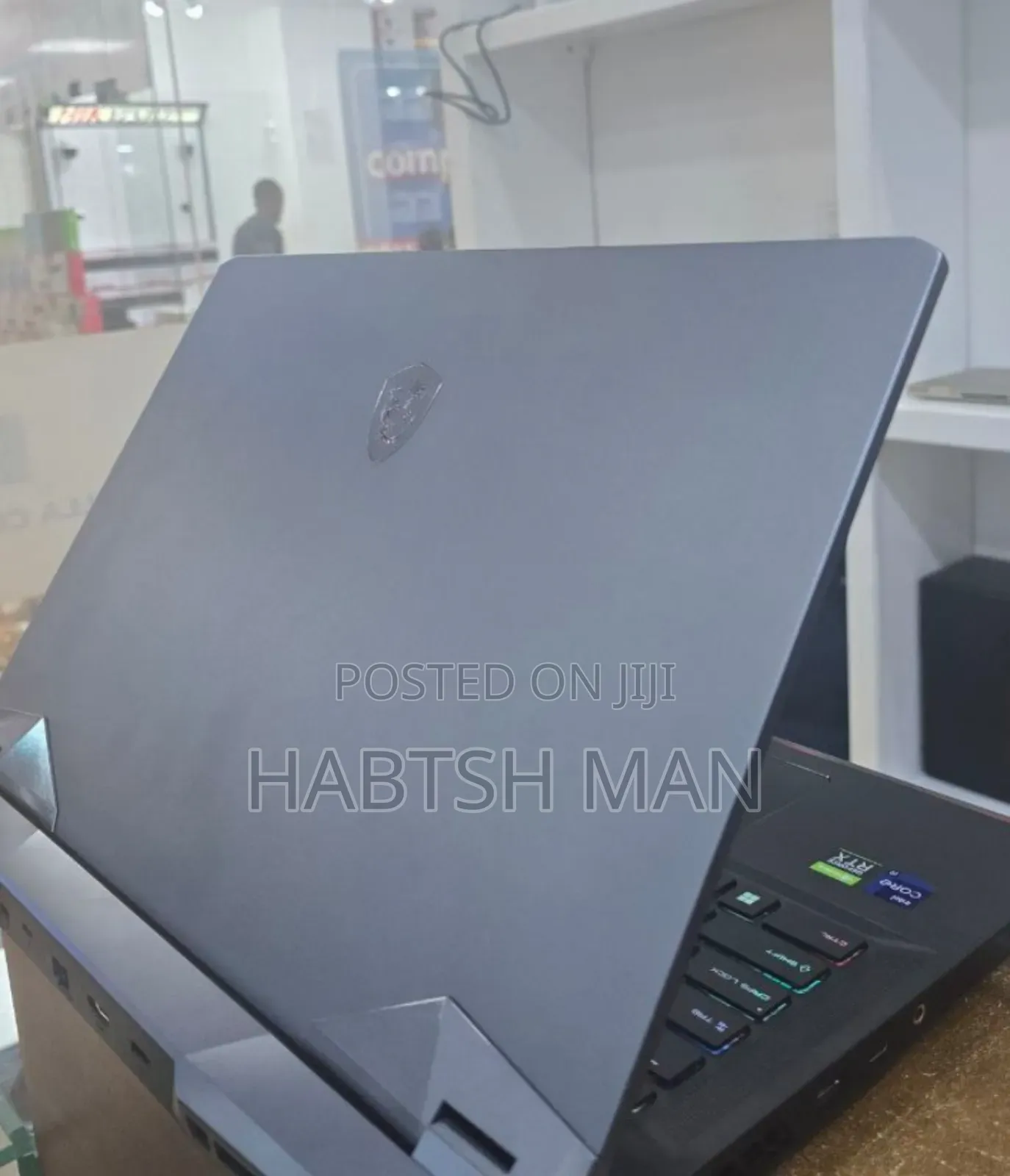 New Laptop MSI Raider GE76 12UGS 16GB Intel Core I9 SSD 1T