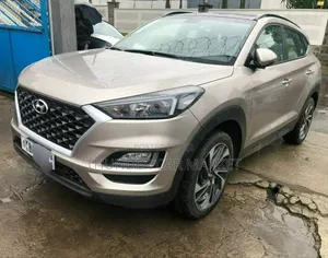 Hyundai Tucson 2019 Gold