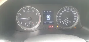 Hyundai Tucson 2019 Gold