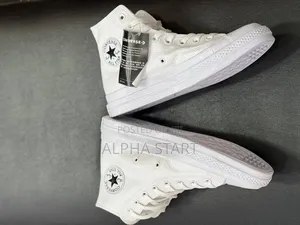 Converse Chuck Taylor Leather Full White 
High Quality