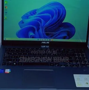 New Laptop Asus Eee PC R051CX 8GB Intel Core I5 SSD 512GB