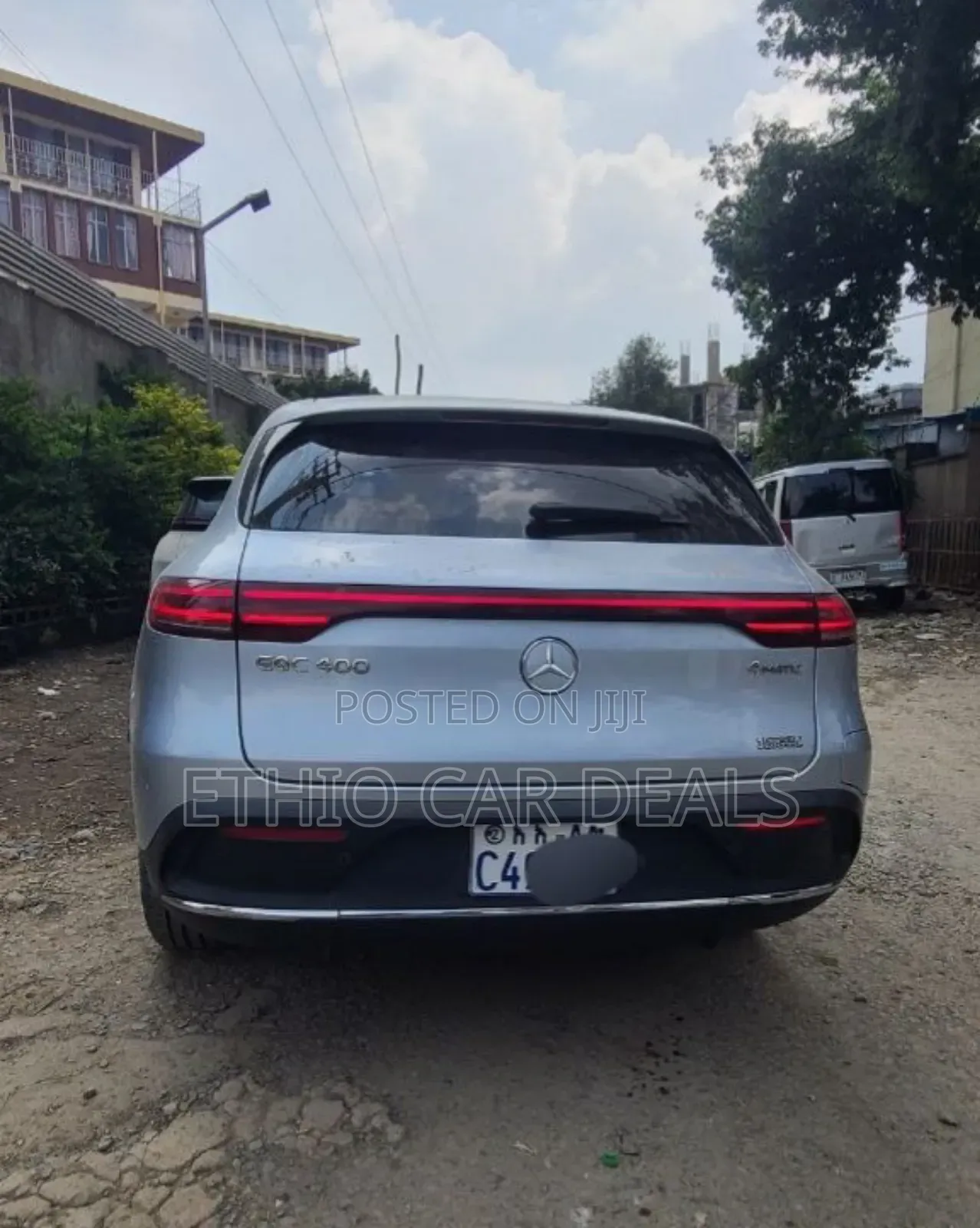 Mercedes-Benz EQC EQC400 4MATIC 2023 Off white