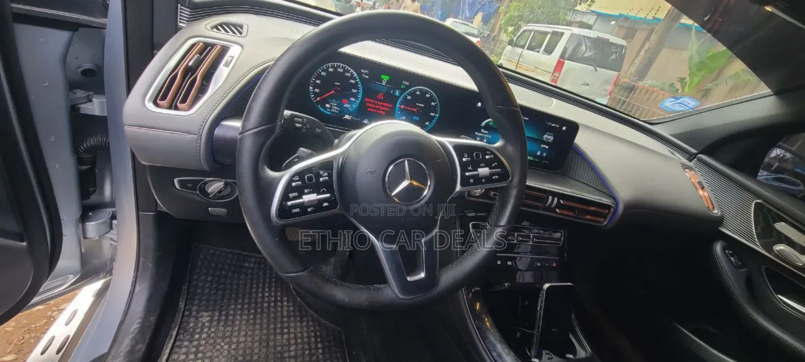 Mercedes-Benz EQC EQC400 4MATIC 2023 Off white