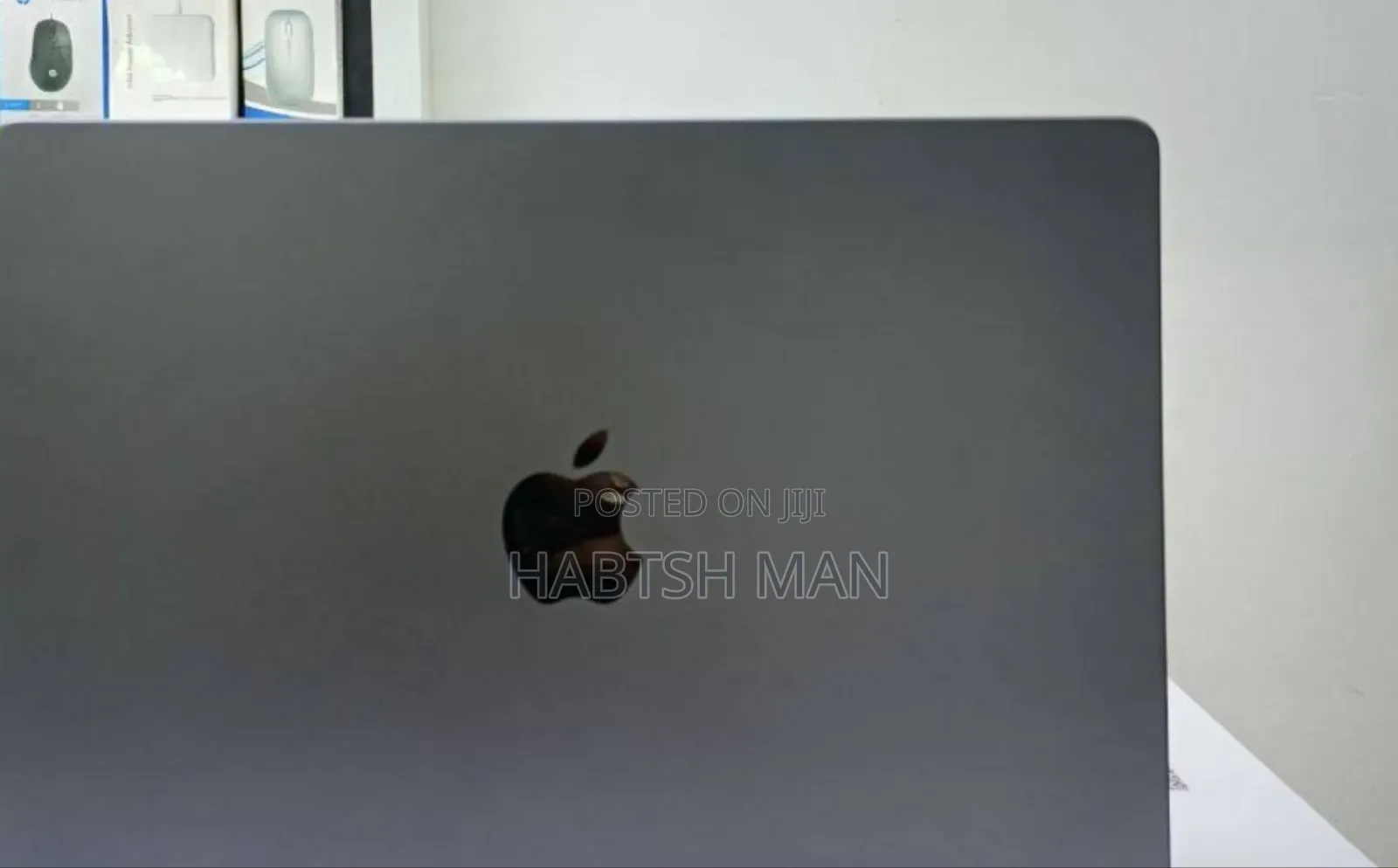 New Laptop Apple MacBook Pro 2024 M4 14-inch 16GB Apple M4 SSD 512GB