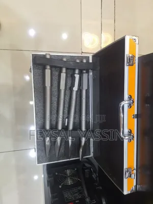 Photo - Ingco Jack Hammer