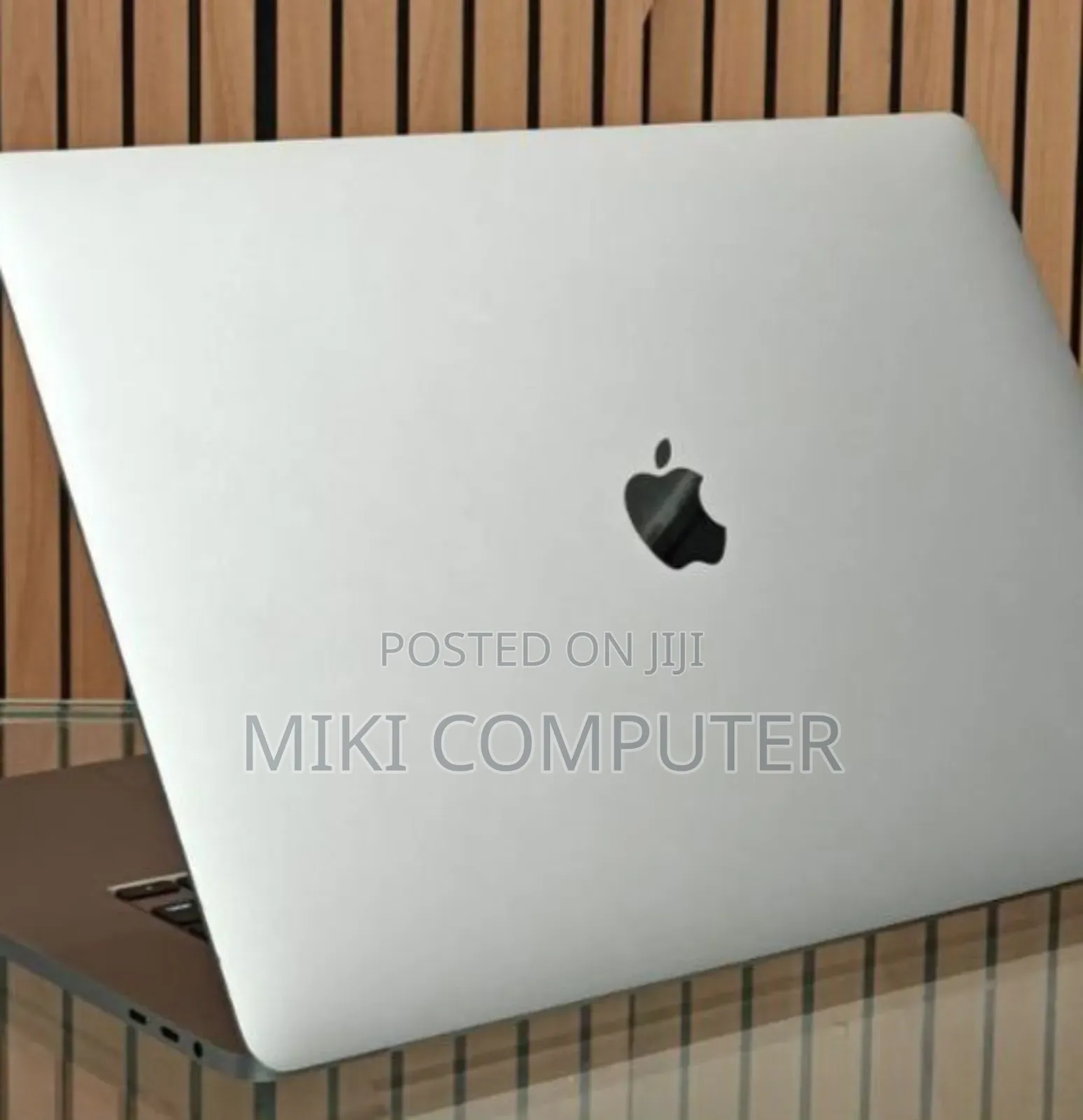 New Laptop Apple MacBook Pro 2019 16GB Intel Core I7 SSD 512GB