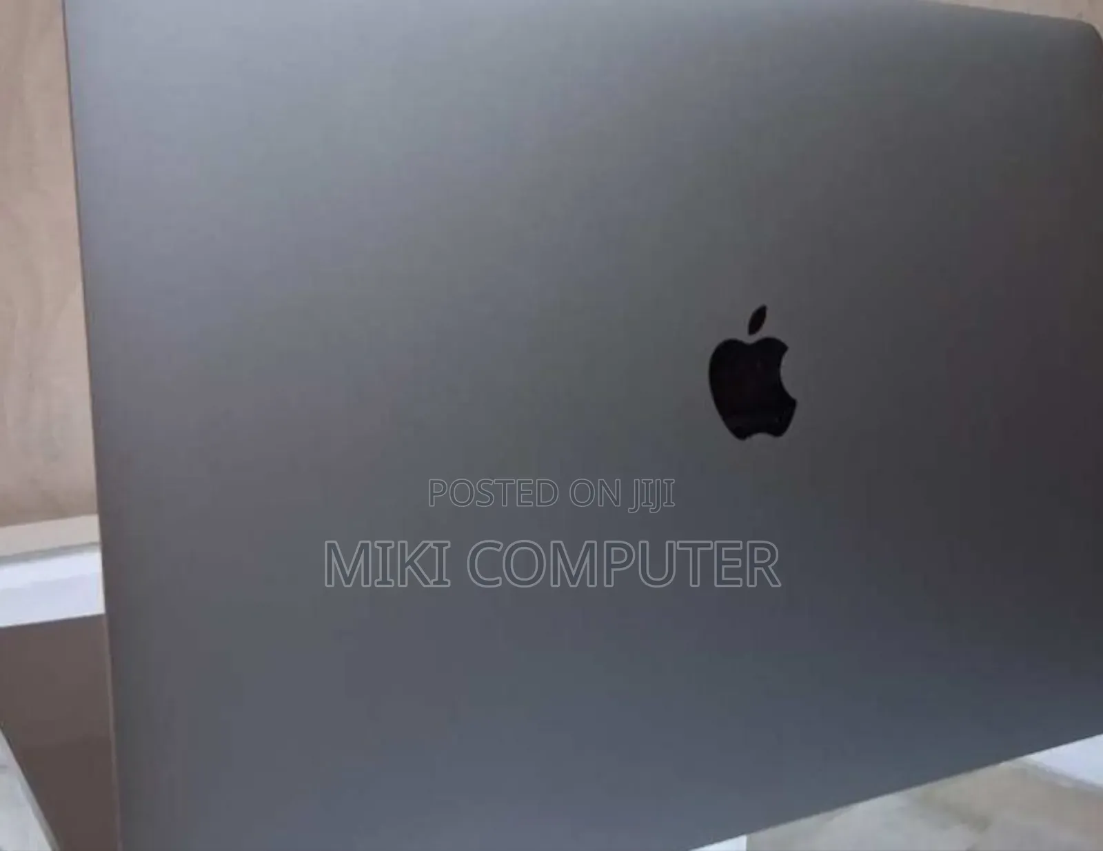 New Laptop Apple MacBook Pro 2019 16GB Intel Core I7 SSD 512GB