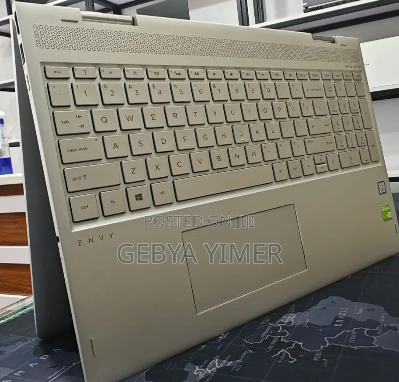 New Laptop HP Envy X360 8GB Intel Core I7 SSD 512GB