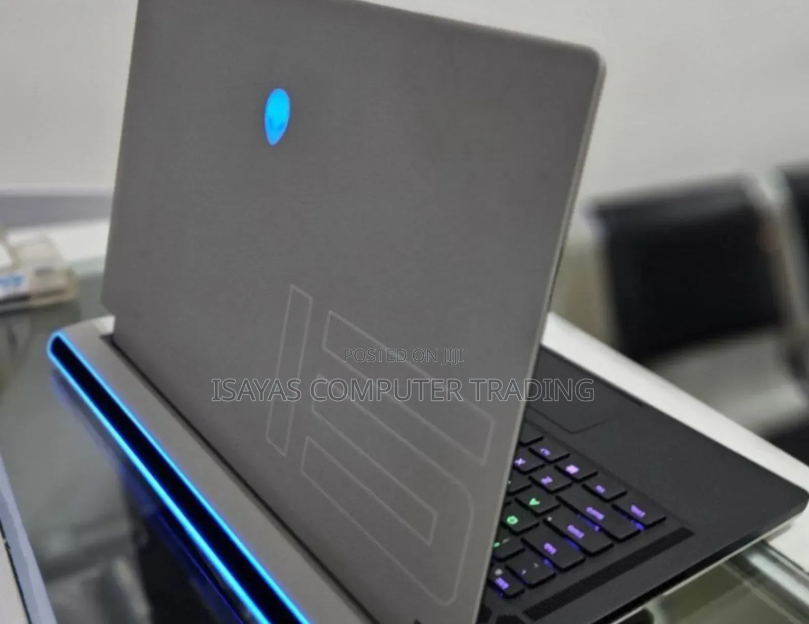 New Laptop Alienware Area-51m 32GB Intel Core i7 SSD 512GB