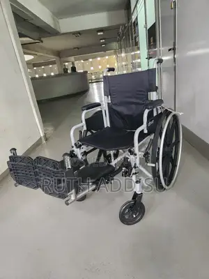 Photo - Wheelchair胎動european Drive Wheelchair熟練wheelchair名為wheelchair European