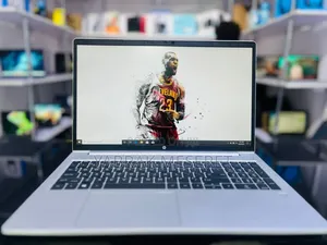 New Laptop HP 16GB AMD Ryzen 7 SSD 512GB