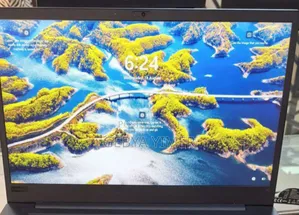 Photo - New Laptop Lenovo Thinkpad P15s 16GB Intel Core i7 SSD 512GB