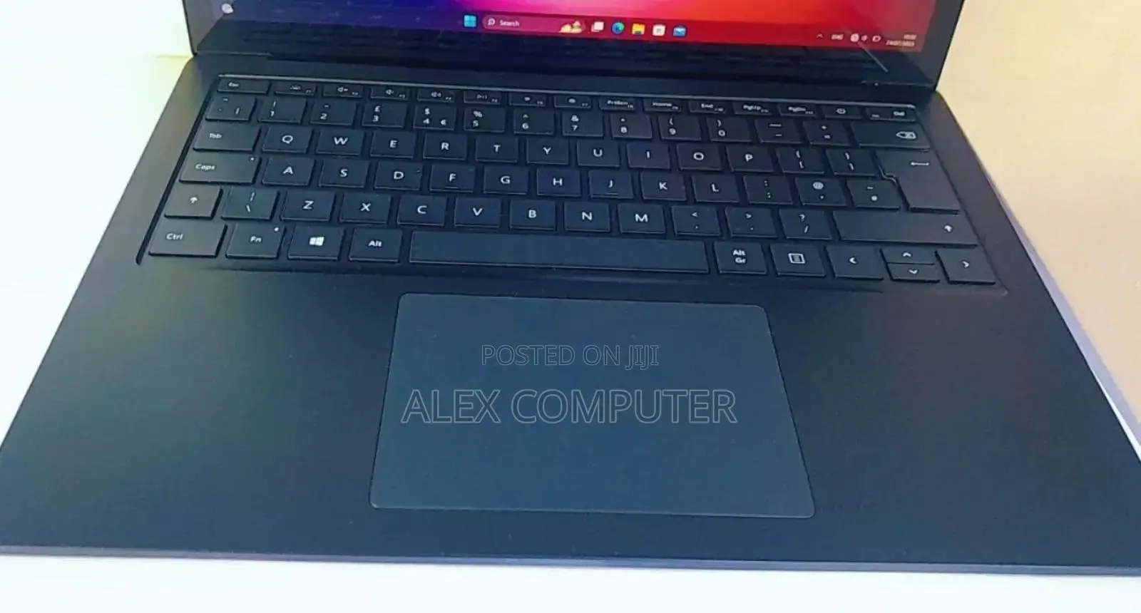 New Laptop Microsoft Surface Laptop 3 16GB Intel Core i5 SSD 512GB