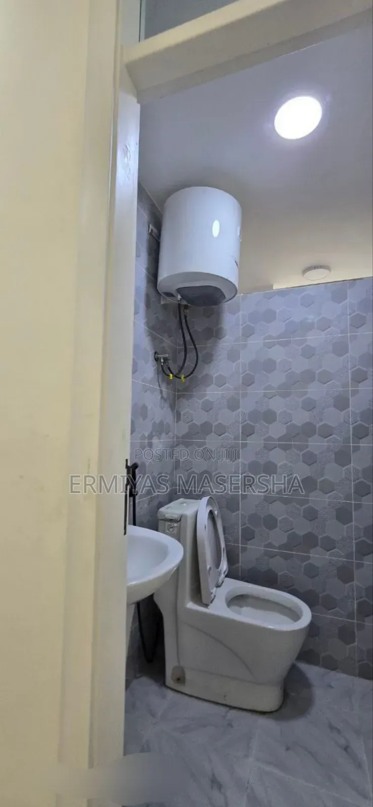 2bdrm Condo in Yeka for sale