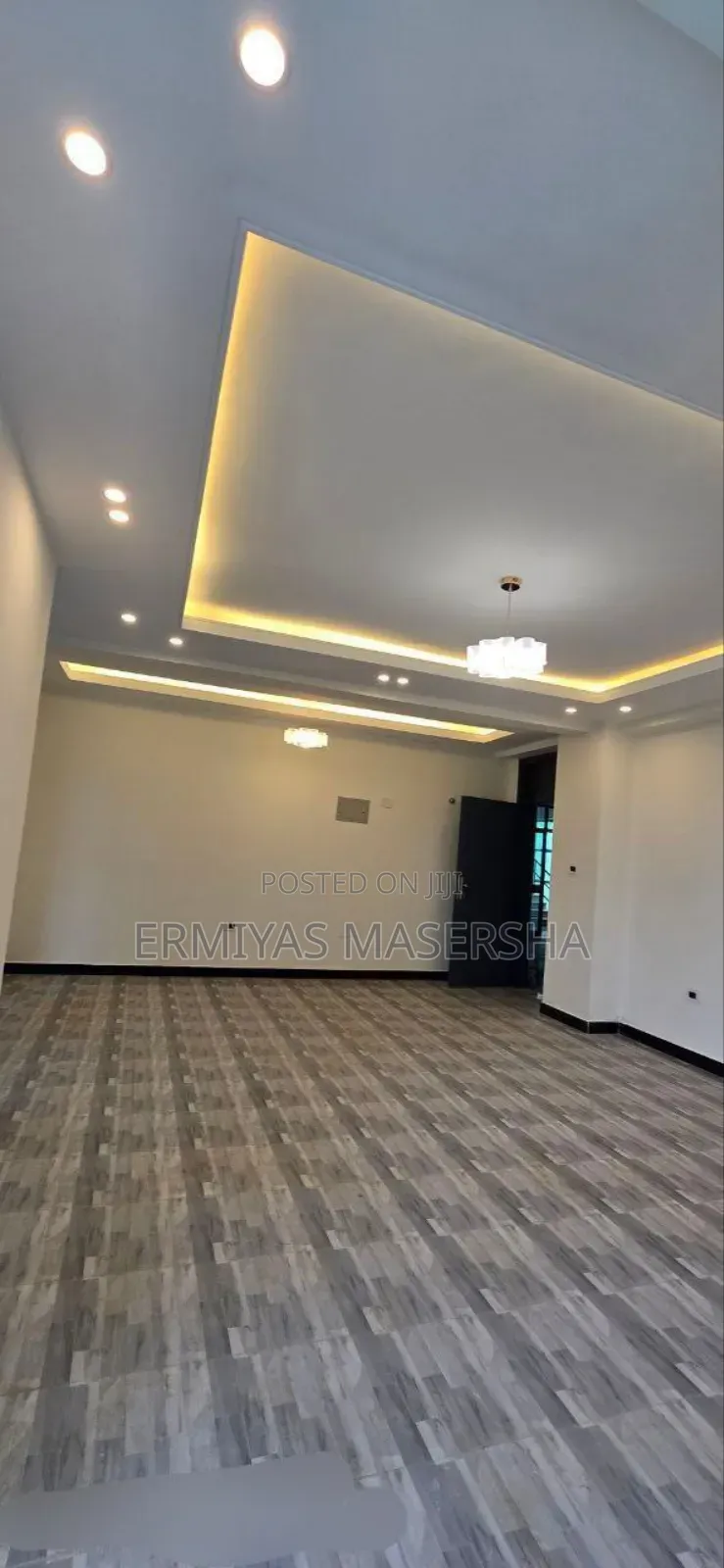 2bdrm Condo in Yeka for sale