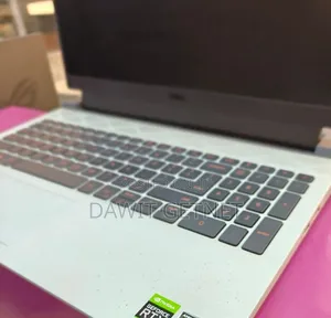 New Laptop Dell G15 5511 16GB AMD Ryzen 7 SSD 512GB