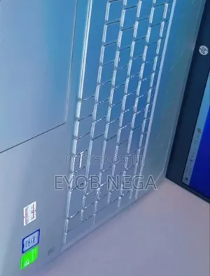 Laptop HP Pavilion 15 8GB Intel Core i5 HDD+SSD 640GB