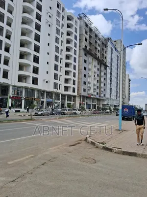 3bdrm Apartment in Jenboro Realestate, Bole for sale