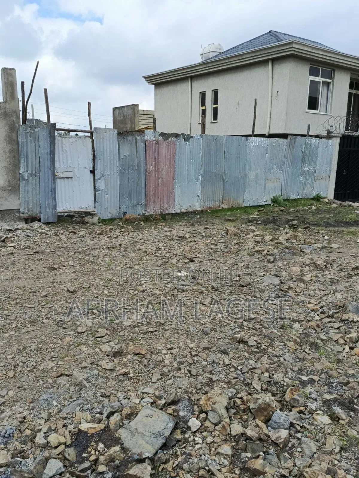 2bdrm House in Lage Xafo, Yeka for sale