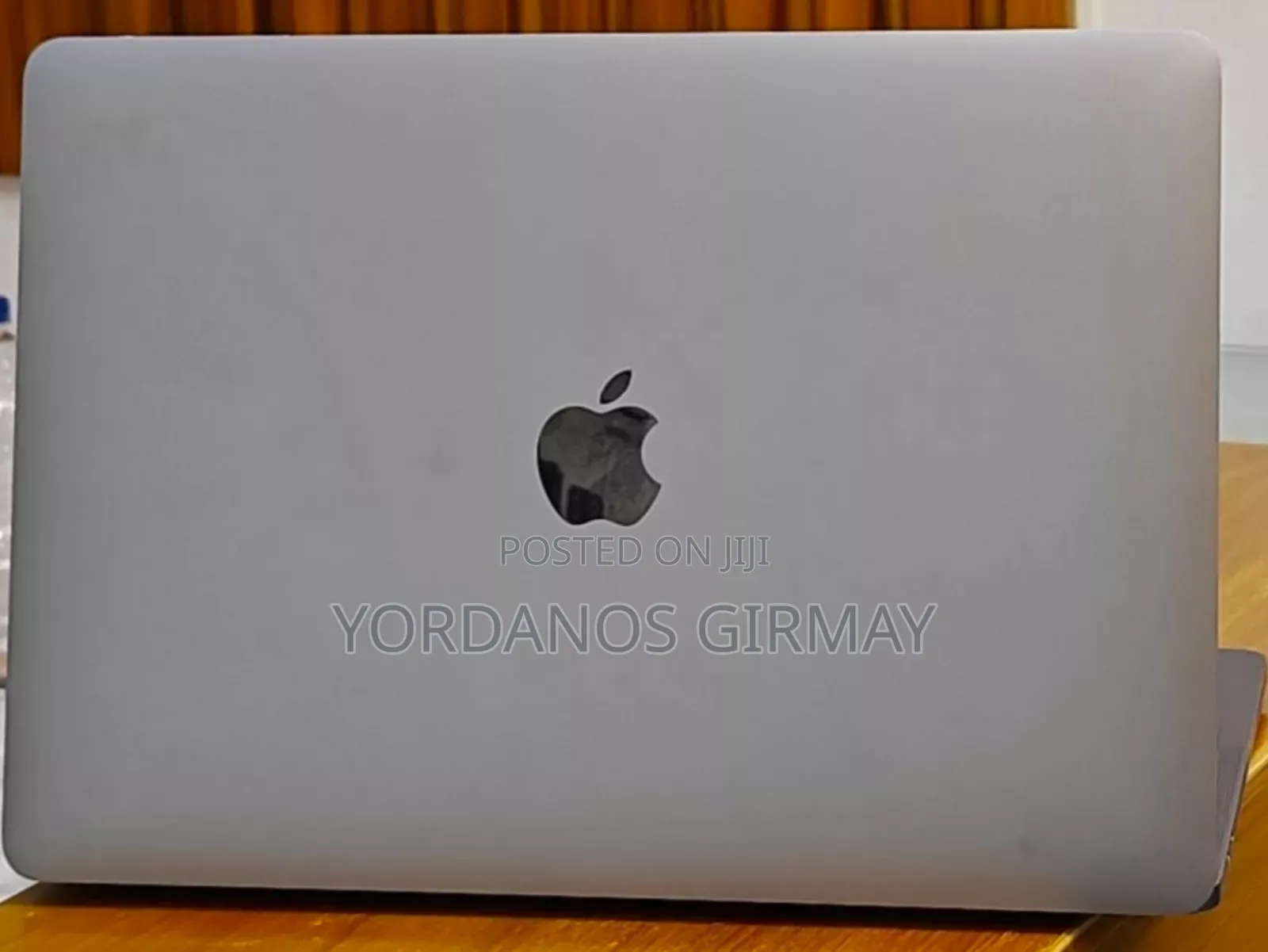 New Laptop Apple MacBook Air 2020 M1 8GB Intel Core I5 SSD 256GB