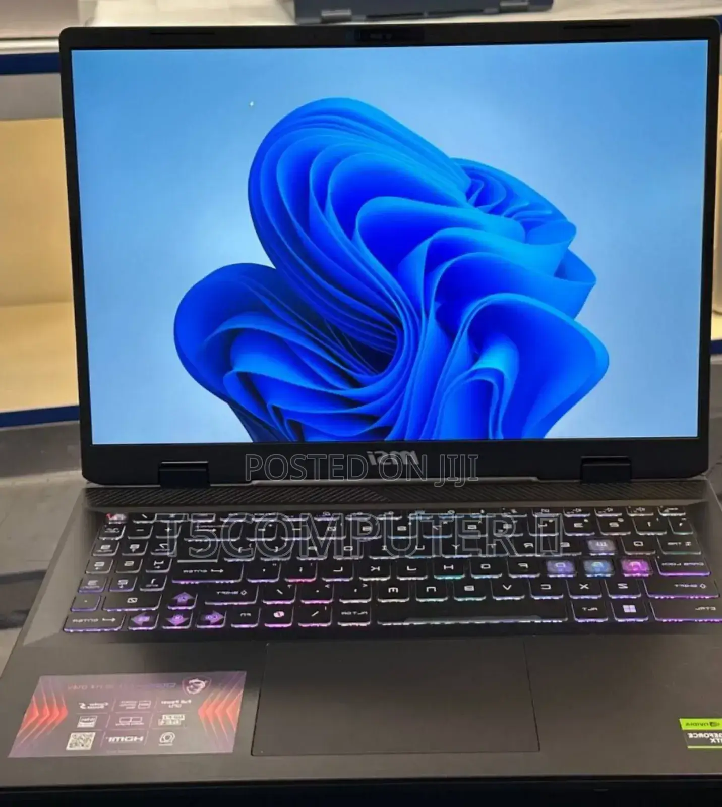 New Laptop MSI Crosshair 17 16GB Intel Core I7 SSD 1T