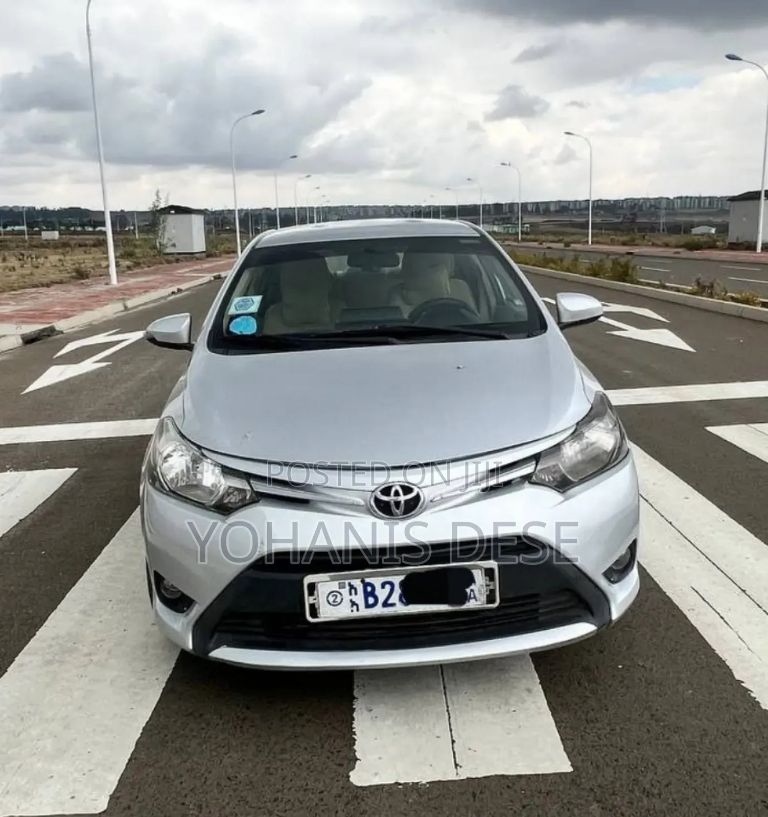 Toyota Yaris 2013 Silver