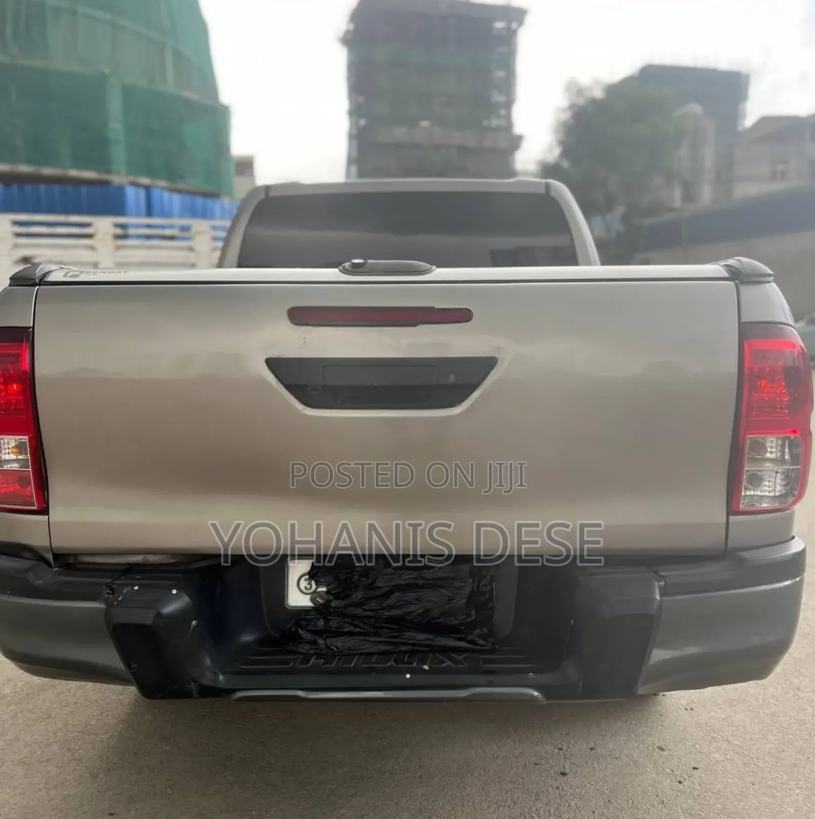 Toyota Hilux 2020 Gray