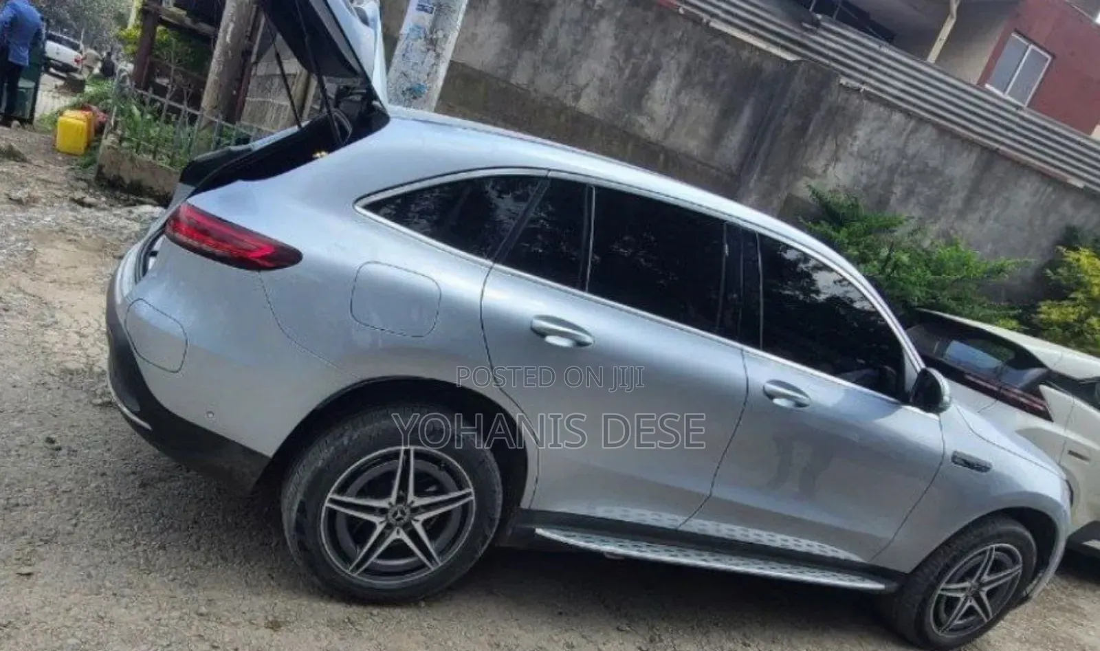 Mercedes-Benz EQE 2023 Blue