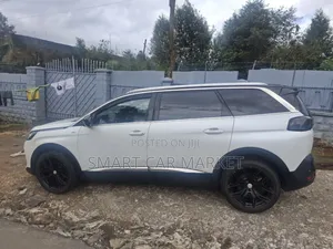 Peugeot 5008 1.6 PureTech 180 2021 White