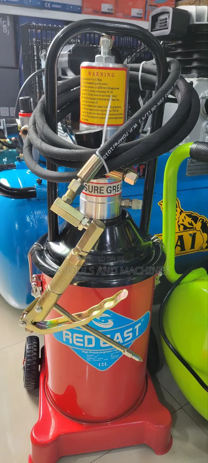 High Pressure Grease Injector Red East 12 Lit