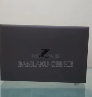 New Laptop HP ZBook Firefly 14 G7 16GB Intel Core I7 SSD 512GB