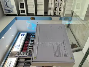 New Laptop Apple MacBook Pro 2024 M4 14-Inch 16GB Apple M4 SSD 512GB