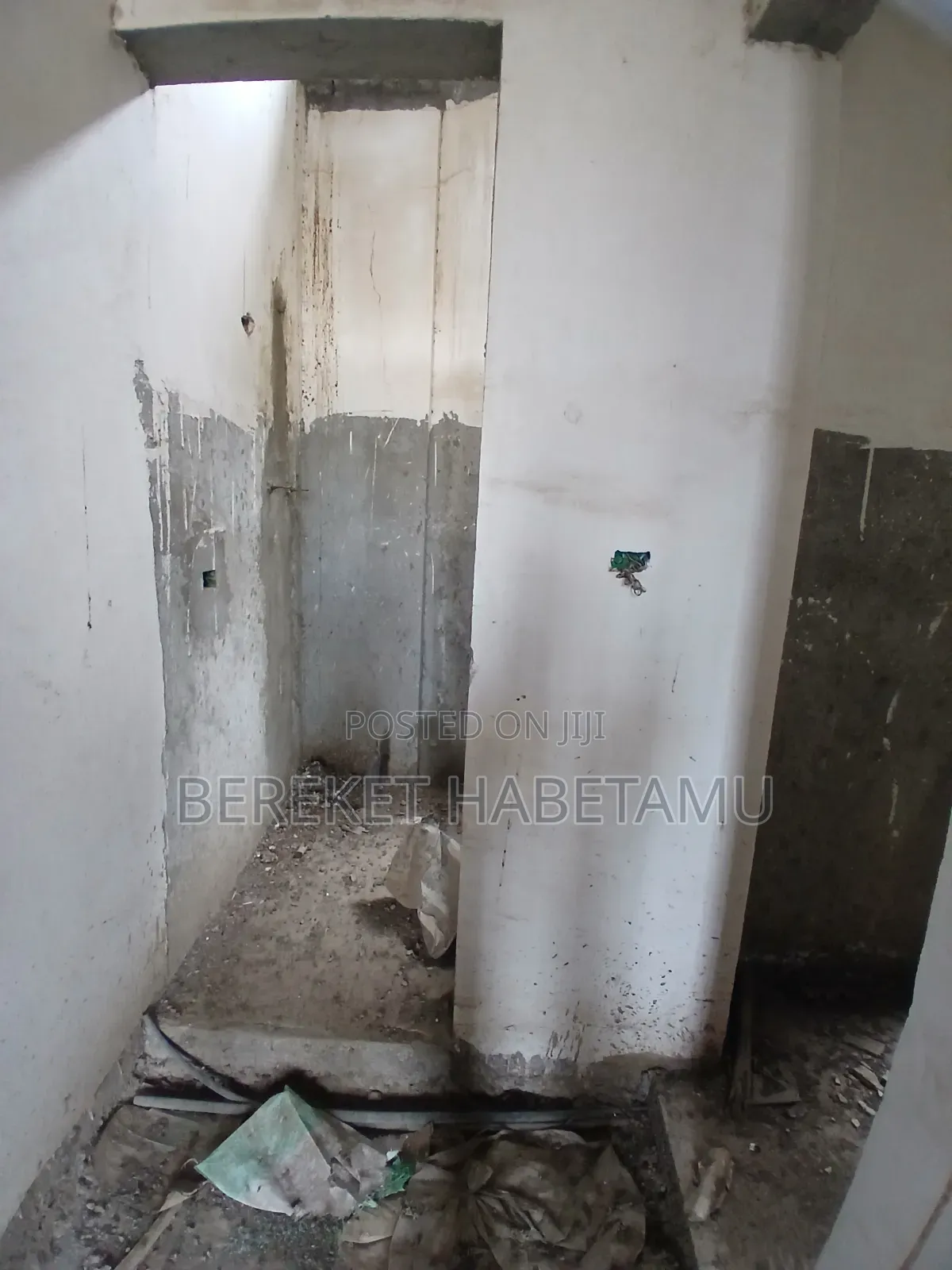 6bdrm House in አዲስአበባ, Nifas Silk-Lafto for sale