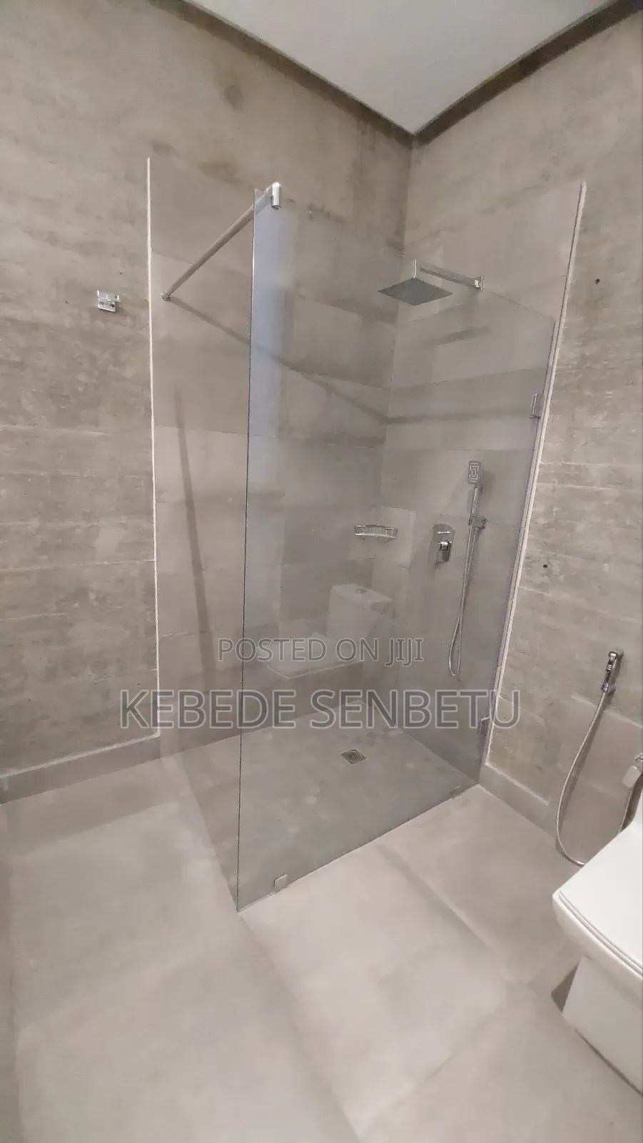 20bdrm Apartment in Addisabeba, Yeka for sale