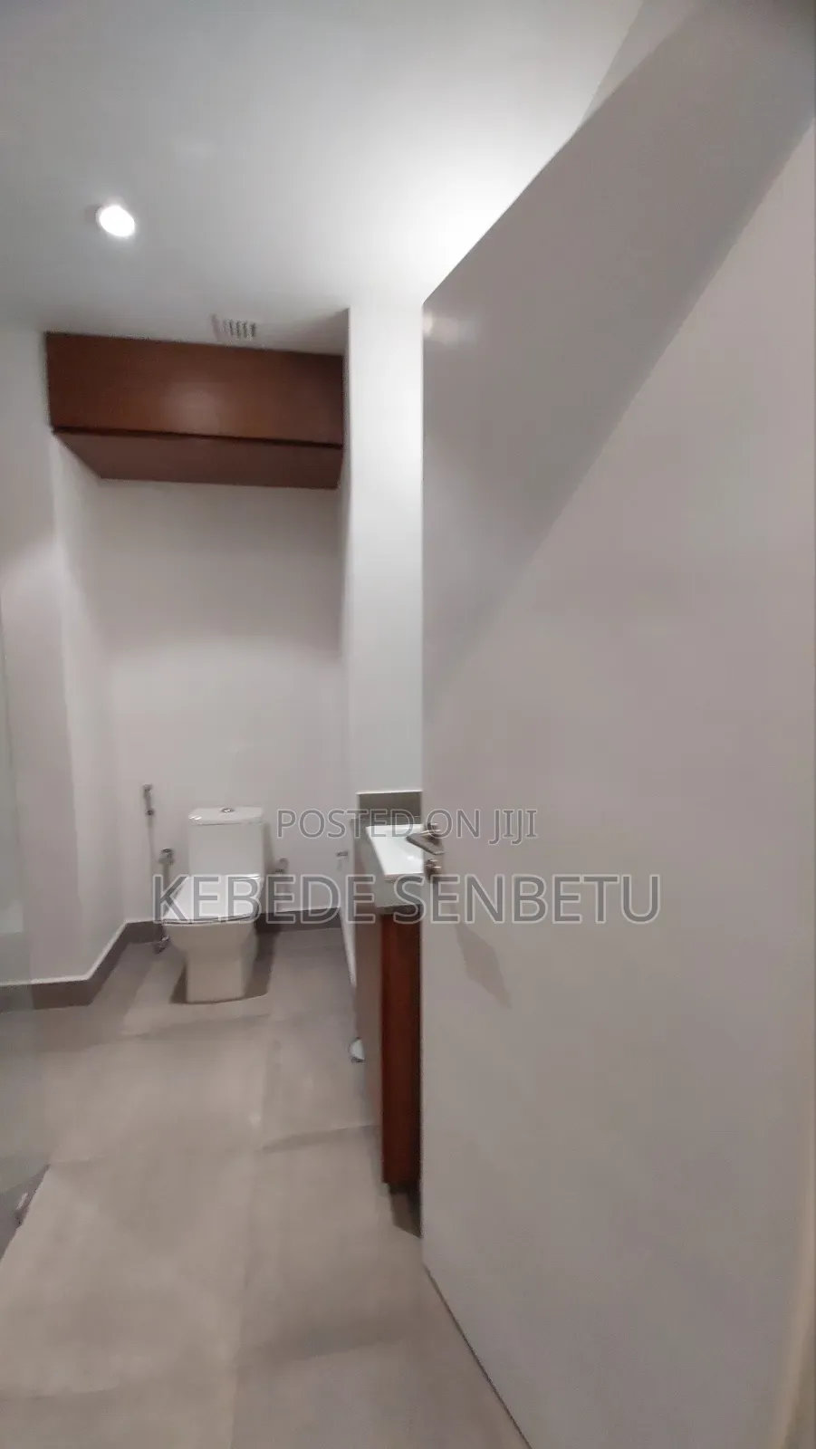 20bdrm Apartment in Addisabeba, Yeka for sale