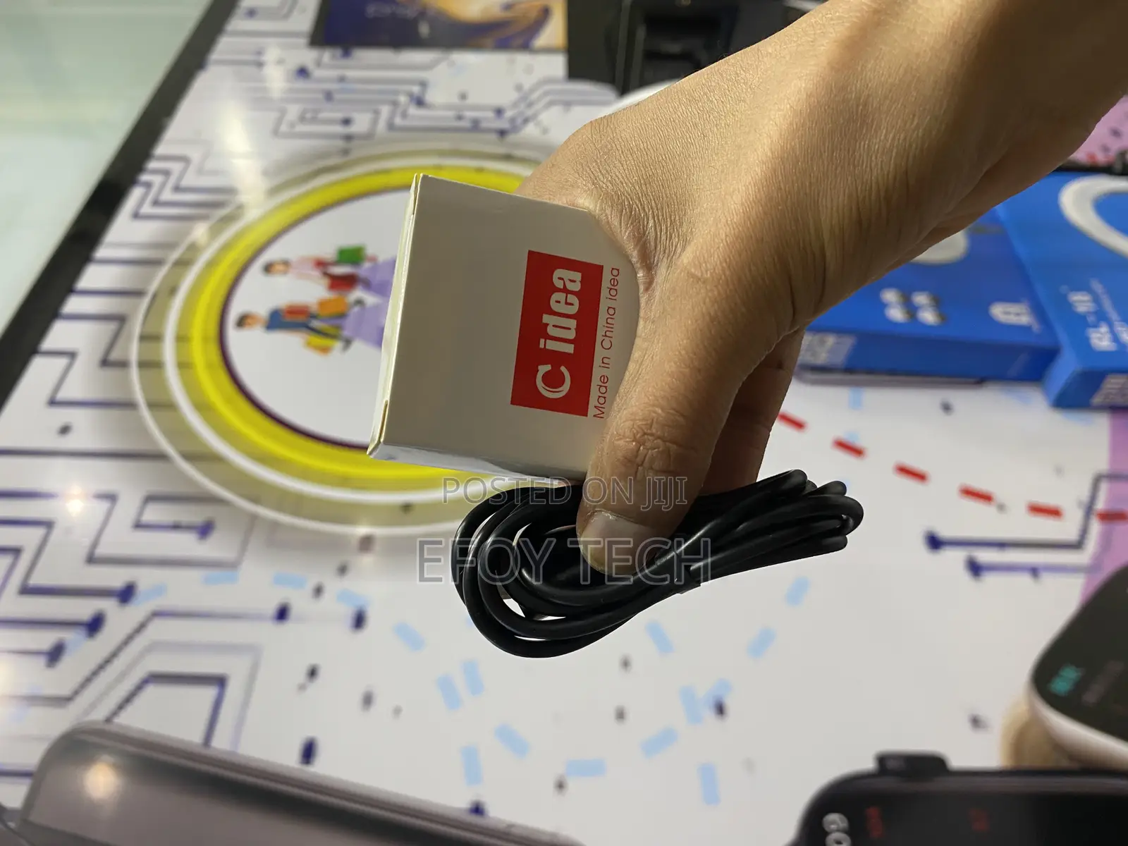 New C idea CM8300 Plus 512 GB Red