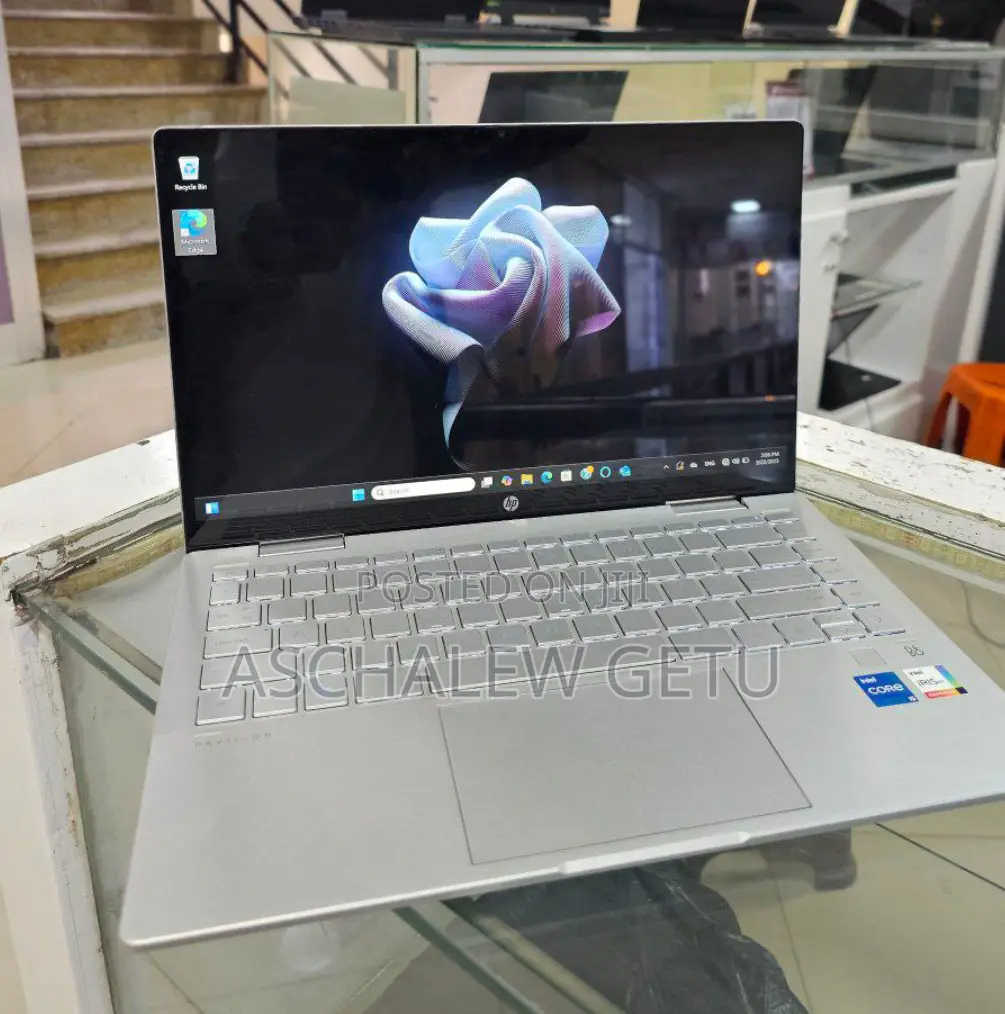 New Laptop HP Pavilion 15 16GB Intel Core I5 SSD 512GB