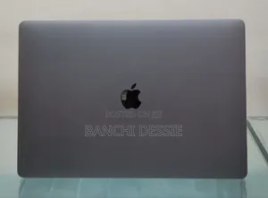 New Laptop Apple MacBook Pro 2019 32GB Intel Core i9 SSD 1T