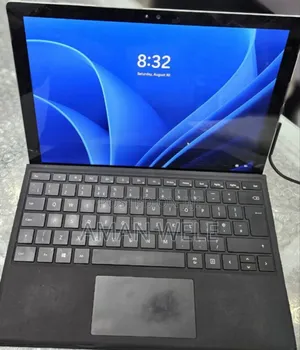 New Laptop Apple MacBook Pro 2019 8GB Intel Core I5 SSD 512GB